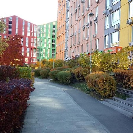 Positive Smile Studio Apartment In The Colorful Comfort Town Residental Complex. Kt-06. Kyiv Exterior photo